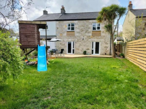 Open Plan 3 Bedrooms Cornish stone house cottage